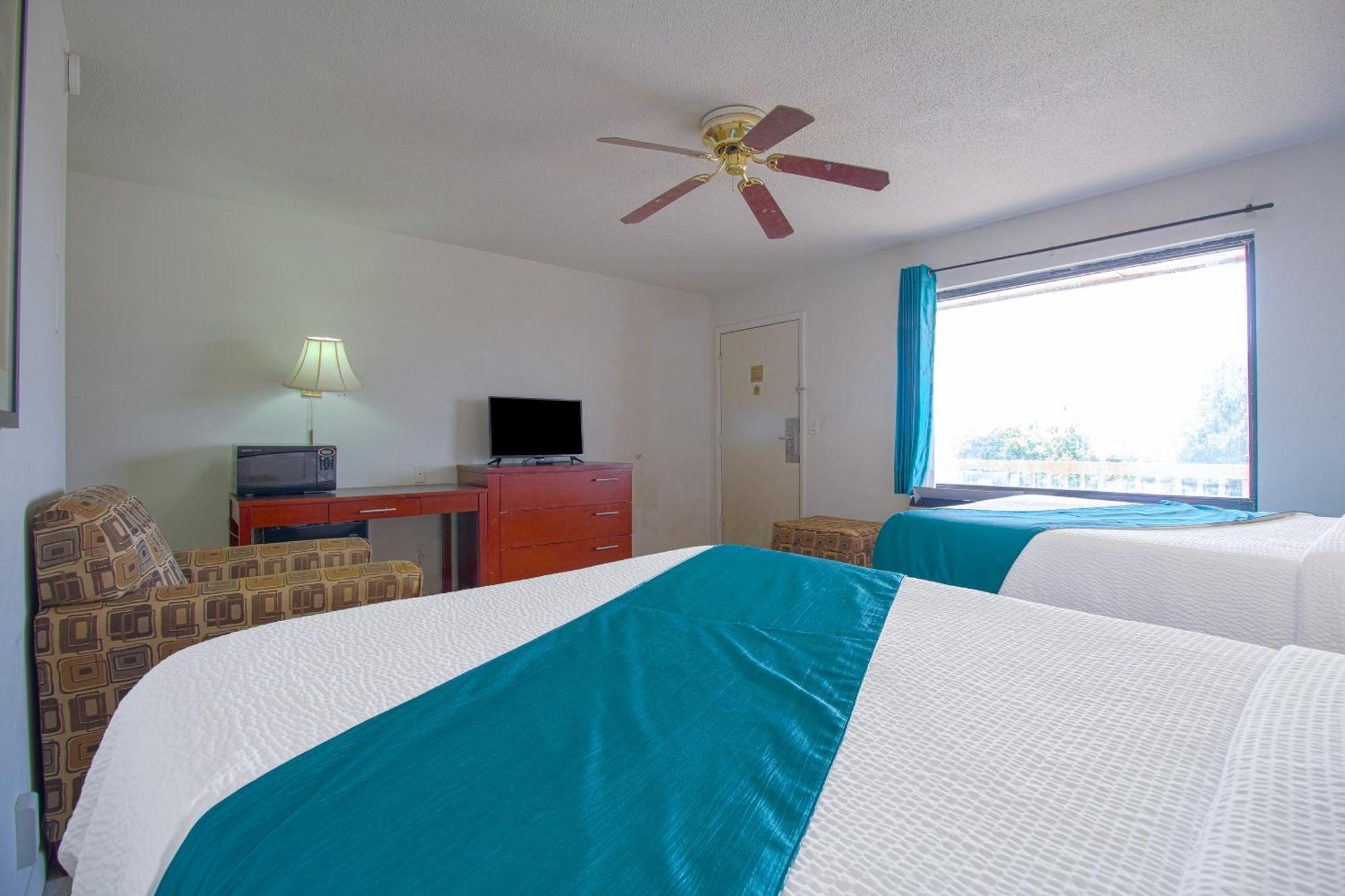 American Best Inn By Oyo I-35 Perry Near Lake Mcmurtry Екстер'єр фото